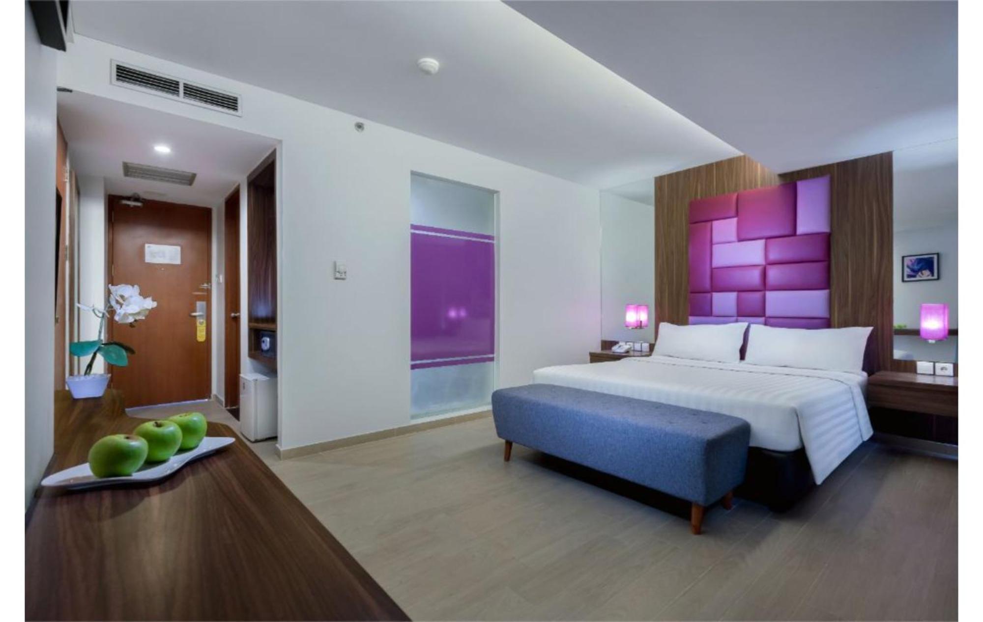 Quest Hotel Darmo - Surabaya By Aston Екстериор снимка