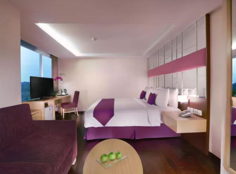 Quest Hotel Darmo - Surabaya By Aston Екстериор снимка