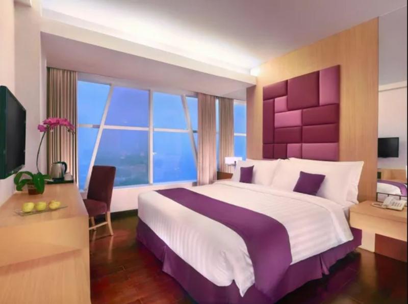 Quest Hotel Darmo - Surabaya By Aston Екстериор снимка